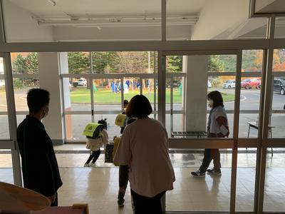 また明日ねー